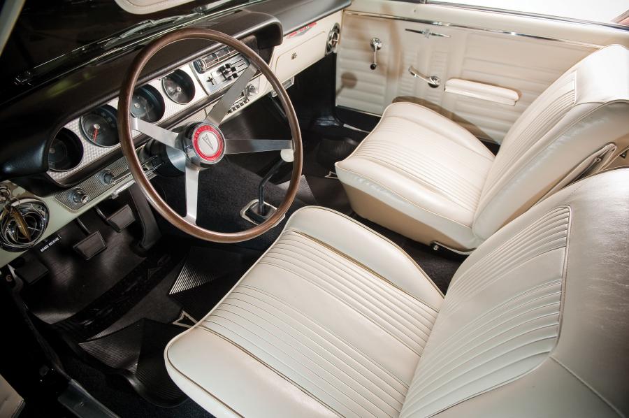  Pontiac GTO Convertible 1964 года  (фото 12 из 17)